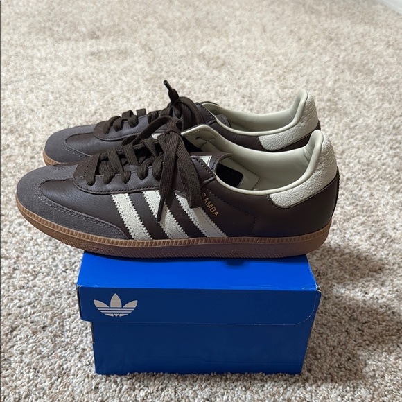 NEW Adidas Brown and White Sambas - Picture 1 of 5